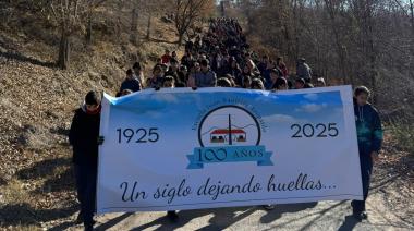 Se celebraron los 100 años de la Escuela Juan B. Azopardo